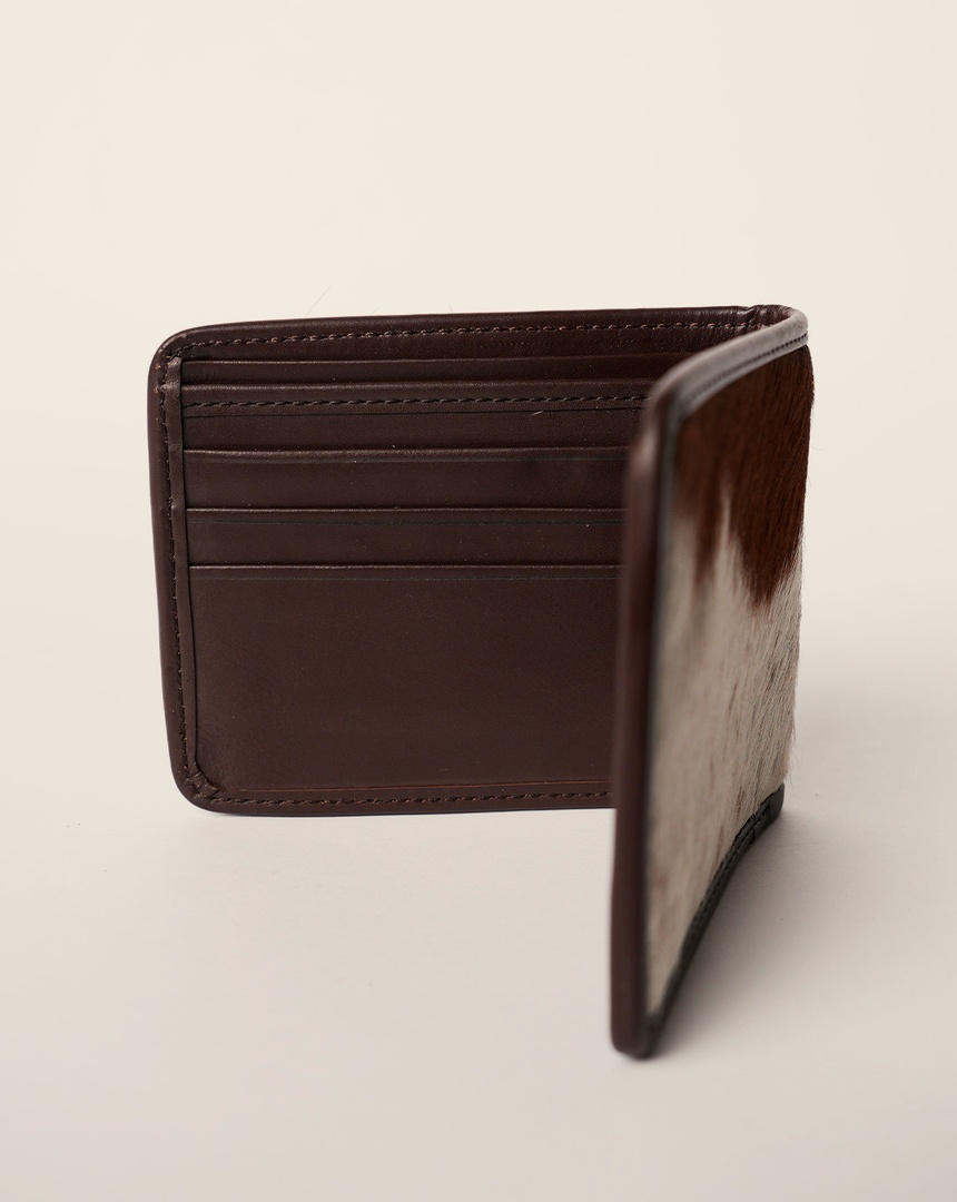 The Camargue in chestnut & ivory