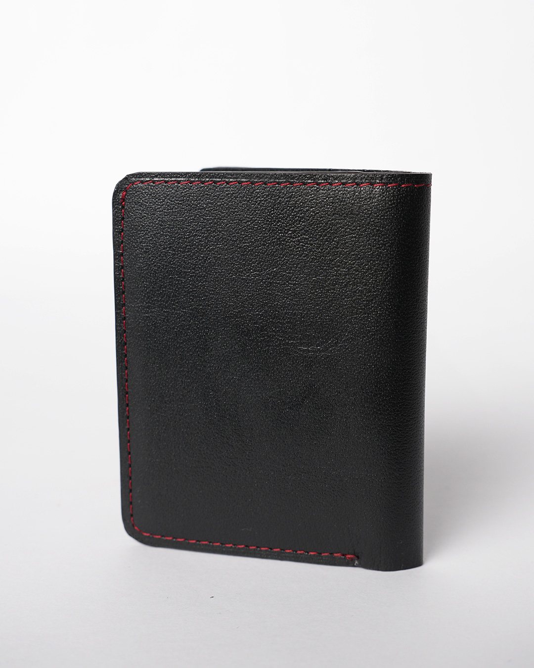 The Cassian in onyx / carmine
