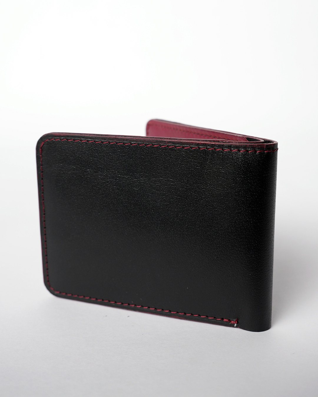 Two-Tone Bifold in black and oxblood