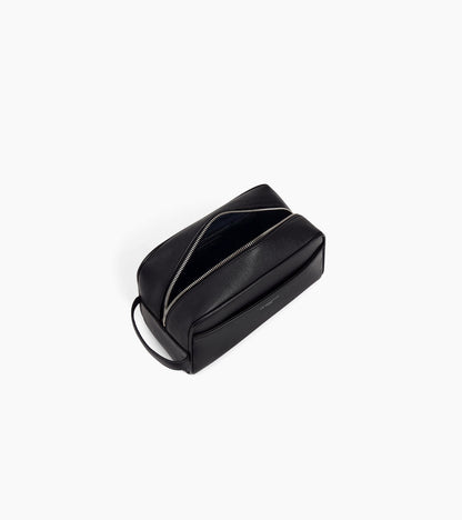 Trousse de toilette en cuir grainé
