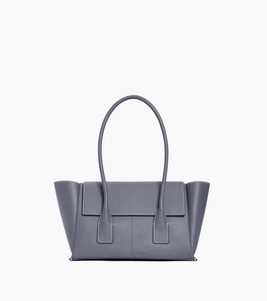Sac cabas moyen modèle à rabat Elena en cuir grainé