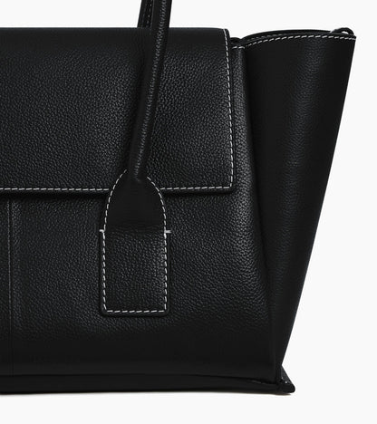 Sac cabas moyen modèle à rabat Elena en cuir grainé