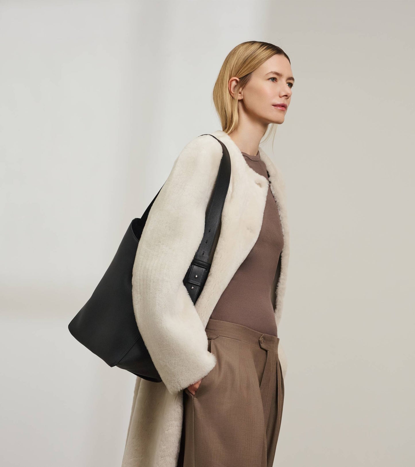 Sac hobo moyen modèle Céleste en cuir lisse